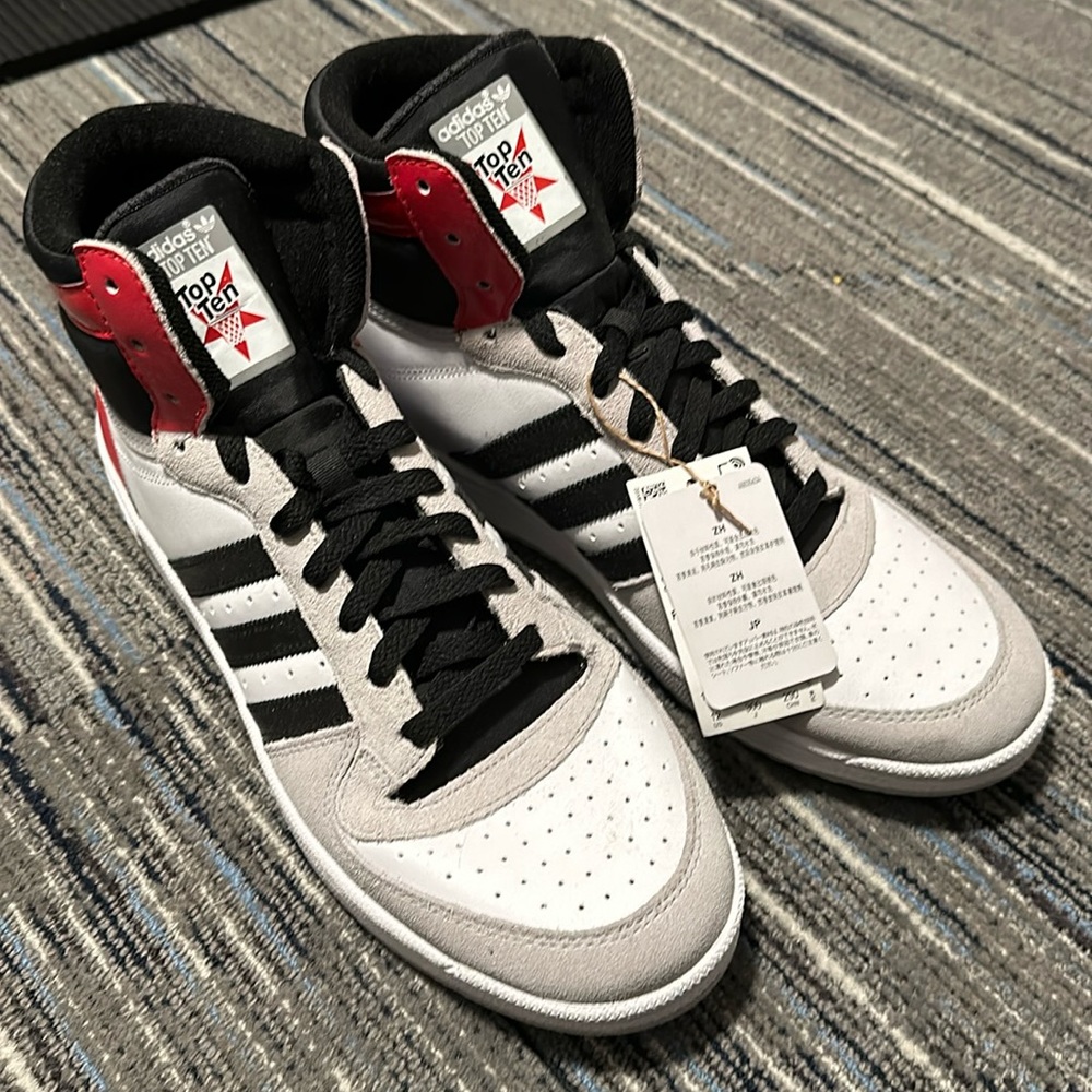 Adidas Top Ten size 12 new without box